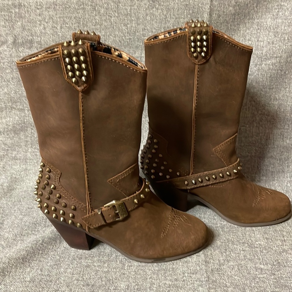 Brand new heels/boots size 8 women